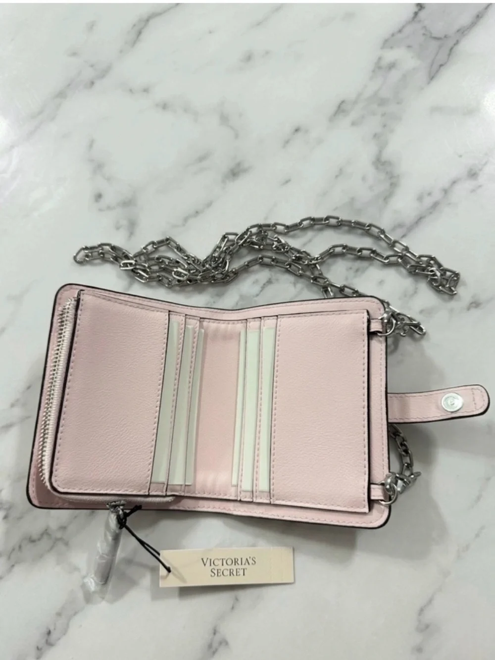 VICTORIA'S SECRET
Convertible Chain Wallet - Picture 3 of 4